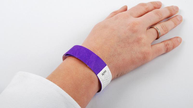 Blank Tyvek wristbands, 19 x 255 mm